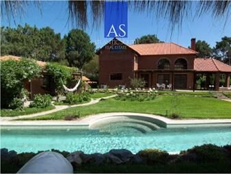 https://web5.gallito.com.uy/casa-en-venta-mansa-punta-del-este-3-inmuebles-27859617