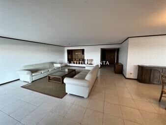 https://web5.gallito.com.uy/venta-apartamento-3-dormitorios-frente-al-mar-en-inmuebles-27859659