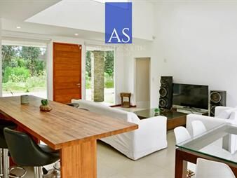 https://web5.gallito.com.uy/casa-de-3-dormitorios-excelente-ubicaciã³n-punta-inmuebles-27859685