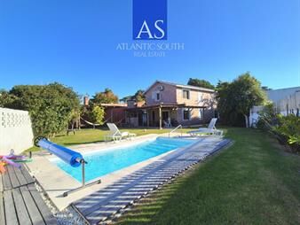 https://web5.gallito.com.uy/casa-en-venta-de-3-dormitorios-moderna-punta-del-inmuebles-27859746