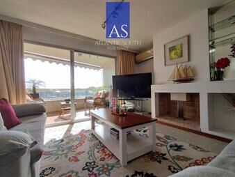 https://web5.gallito.com.uy/apartamento-de-3-dormitorios-y-dependencia-zona-inmuebles-27859801