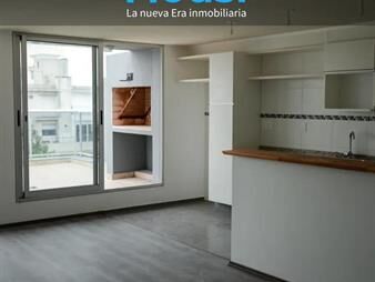 https://www.gallito.com.uy/apartamento-en-alquiler-penthouse-1-dormitorio-terraza-parr-inmuebles-27865635