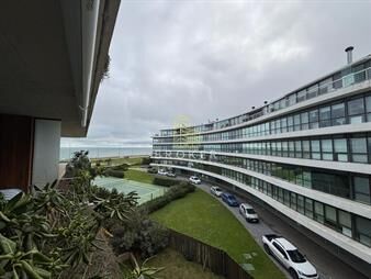 https://web5.gallito.com.uy/venta-apartamento-2-dormitorios-mansa-punta-del-inmuebles-27869545