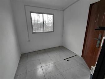 https://www.gallito.com.uy/apartamento-1-dormitorio-en-casavalle-con-patio-privado-inmuebles-27865643