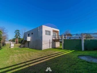https://www.gallito.com.uy/venta-casa-nuevo-paris-20131m2-inmuebles-27688233