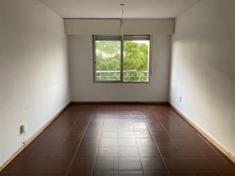 https://www.gallito.com.uy/excelente-apartamento-muy-bien-ubicado-inmuebles-27870111