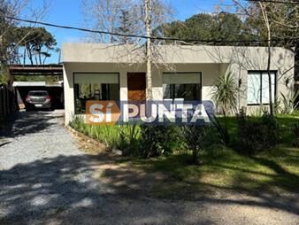 https://www.gallito.com.uy/casa-en-punta-del-este-marly-inmuebles-27870327