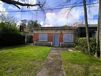 https://www.gallito.com.uy/venta-casa-2-dormitorios-y-2-baños-la-floresta-sur-inmuebles-27873973