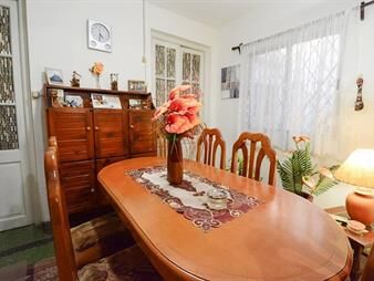https://www.gallito.com.uy/venta-casa-paso-molino-2-dormitorios-inmuebles-27595625