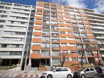 https://www.gallito.com.uy/venta-apartamento-tres-domitorios-cochera-pocitos-inmuebles-27875057