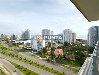 https://www.gallito.com.uy/apartamento-en-venta-de-dos-dormitorios-en-punta-inmuebles-27609877