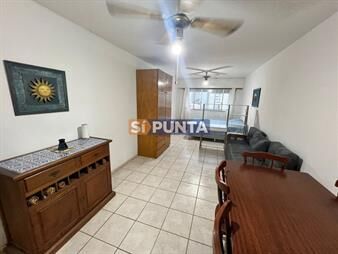 https://www.gallito.com.uy/monoambiente-con-garaje-en-aidy-grill-inmuebles-27888504