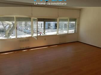 https://www.gallito.com.uy/apartamento-en-alquiler-2-dormitorios-2-baños-bien-ubicado-inmuebles-27892170