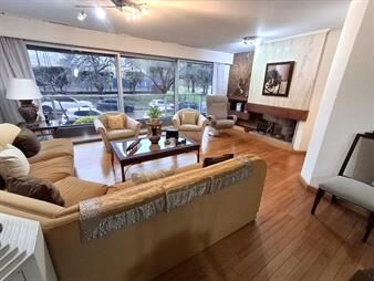 https://www.gallito.com.uy/villa-biarritz-3-dormitorios-con-patio-vista-inmuebles-27892012