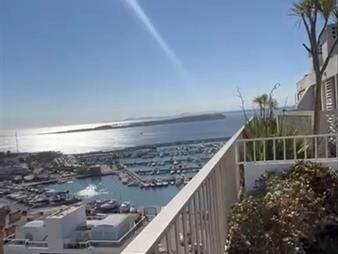https://www.gallito.com.uy/alquiler-temporada-de-penthouse-2-dormitorios-en-peninsula-inmuebles-27639116