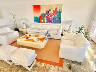 https://www.gallito.com.uy/apartamento-en-alquiler-temporal-en-punta-del-este-inmuebles-27892440