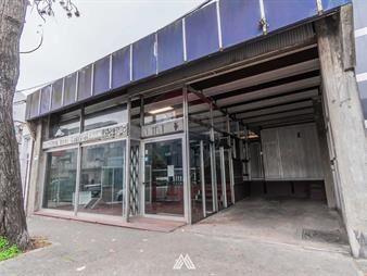 https://www.gallito.com.uy/venta-gran-local-comercio-o-deposito-la-comercial-inmuebles-27892513