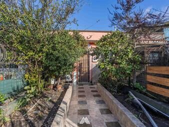 https://www.gallito.com.uy/casa-de-1-dormitorio-y-parrillero-en-malvin-norte-inmuebles-27892529