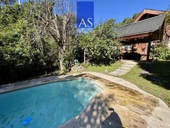 https://www.gallito.com.uy/casa-de-3-dormitorios-cercana-al-mar-en-pinares-inmuebles-27892780