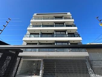 https://www.gallito.com.uy/venta-con-renta-de-apartamento-de-1-dormitorio-malvin-salen-inmuebles-27509869