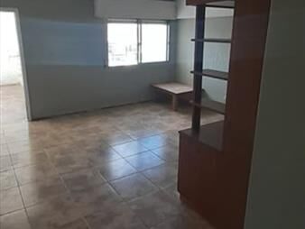 https://web5.gallito.com.uy/alquiler-apartamento-en-centro-2-dormitorios-y-inmuebles-27893258