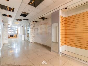 https://web5.gallito.com.uy/venta-local-comercial-18-de-julio-y-gaboto-cordon-inmuebles-27625065