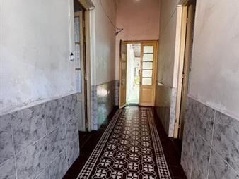 https://www.gallito.com.uy/casa-antigua-centrica-en-venta-8-ambientes-inmuebles-27892957