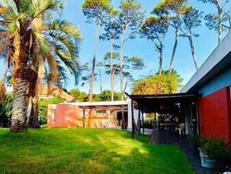 https://www.gallito.com.uy/casa-3-dormitorios-en-venta-en-pinares-a-una-cuadra-y-media-inmuebles-27896475