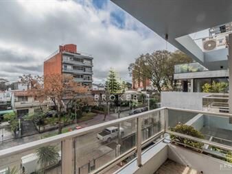 https://www.gallito.com.uy/venta-apartamento-3-dormitorios-con-cochera-en-en-inmuebles-27883196