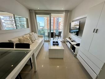 https://www.gallito.com.uy/chiverta-piso-alto-de-1-dormitorio-con-amplia-inmuebles-27896605