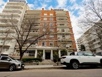 https://www.gallito.com.uy/alquiler-apartamento-pocitos-con-muebles-3-dormitorios-y-g-inmuebles-27896735
