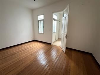 https://web5.gallito.com.uy/venta-apartamento-2-dormitorios-en-el-centro-inmuebles-27839945