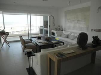 https://web5.gallito.com.uy/apartamento-en-brava-3-dormitorios-inmuebles-27896855