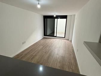 https://web5.gallito.com.uy/hermoso-monoambiente-impecable-en-centro-de-inmuebles-27897551