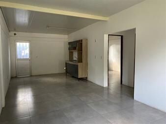 https://www.gallito.com.uy/alquiler-casa-2-dormitorios-barros-blancos-inmuebles-27898998