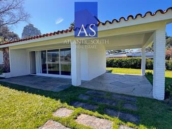 https://www.gallito.com.uy/casa-3-dormitorios-construcciã³n-tradicional-y-inmuebles-27858912