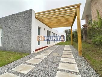 https://web5.gallito.com.uy/casa-de-3-dormitorios-en-venta-punta-del-este-inmuebles-27869770