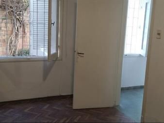 https://www.gallito.com.uy/vendo-apartamento-1-dormitorio-con-patio-con-renta-inmuebles-27900117