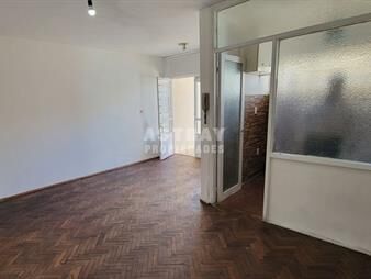 https://www.gallito.com.uy/apartamento-en-alquiler-inmuebles-27906635