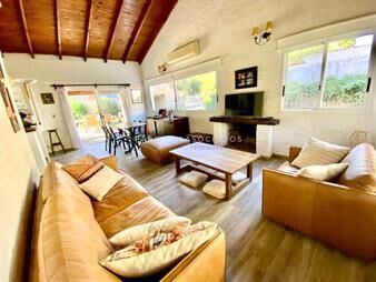 https://www.gallito.com.uy/casa-en-la-barra-a-250-metros-del-puente-inmuebles-25376870