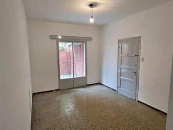 https://www.gallito.com.uy/apto-planta-baja-sobre-joaquin-suarez-prox-bv-artigas-muy-inmuebles-27907303
