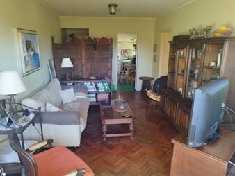 https://www.gallito.com.uy/venta-de-apartamento-punta-gorda-2-dorm-y-1-baño-inmuebles-27896853