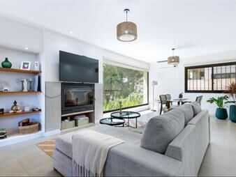 https://www.gallito.com.uy/alquiler-temporal-casa-4-dormitorios-punta-del-este-inmuebles-27914122