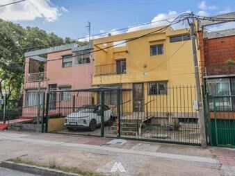 https://www.gallito.com.uy/venta-casa-3-dorm-cochera-apto-2-dorm-en-malvin-inmuebles-27771754