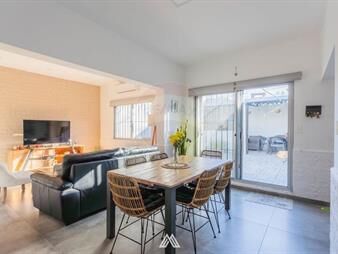 https://www.gallito.com.uy/venta-casa-4-dormitorios-las-piedras-centro-inmuebles-27771450