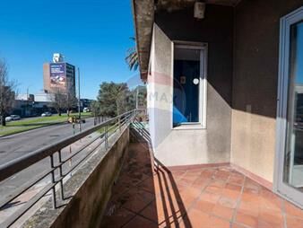 https://www.gallito.com.uy/venta-casa-ph-parque-batlle-3-dorm-2-baños-garage-inmuebles-27914571
