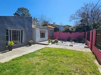 https://www.gallito.com.uy/casa-en-solymar-dos-dormitorios-inmuebles-27917994