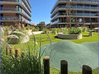 https://www.gallito.com.uy/apartamento-de-dos-dormitorios-en-venta-en-barra-de-carrasc-inmuebles-26033056