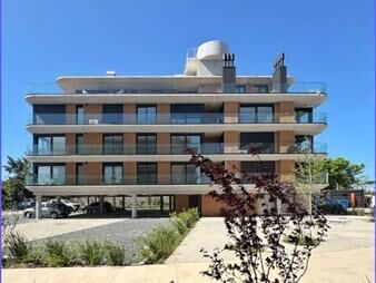 https://www.gallito.com.uy/apartamento-de-dos-dormitorios-en-venta-en-barra-de-carrasc-inmuebles-26761574