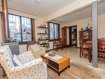 https://www.gallito.com.uy/venta-de-casa-de-4-dormitorios-y-escritorio-2-baños-patio-inmuebles-27926051